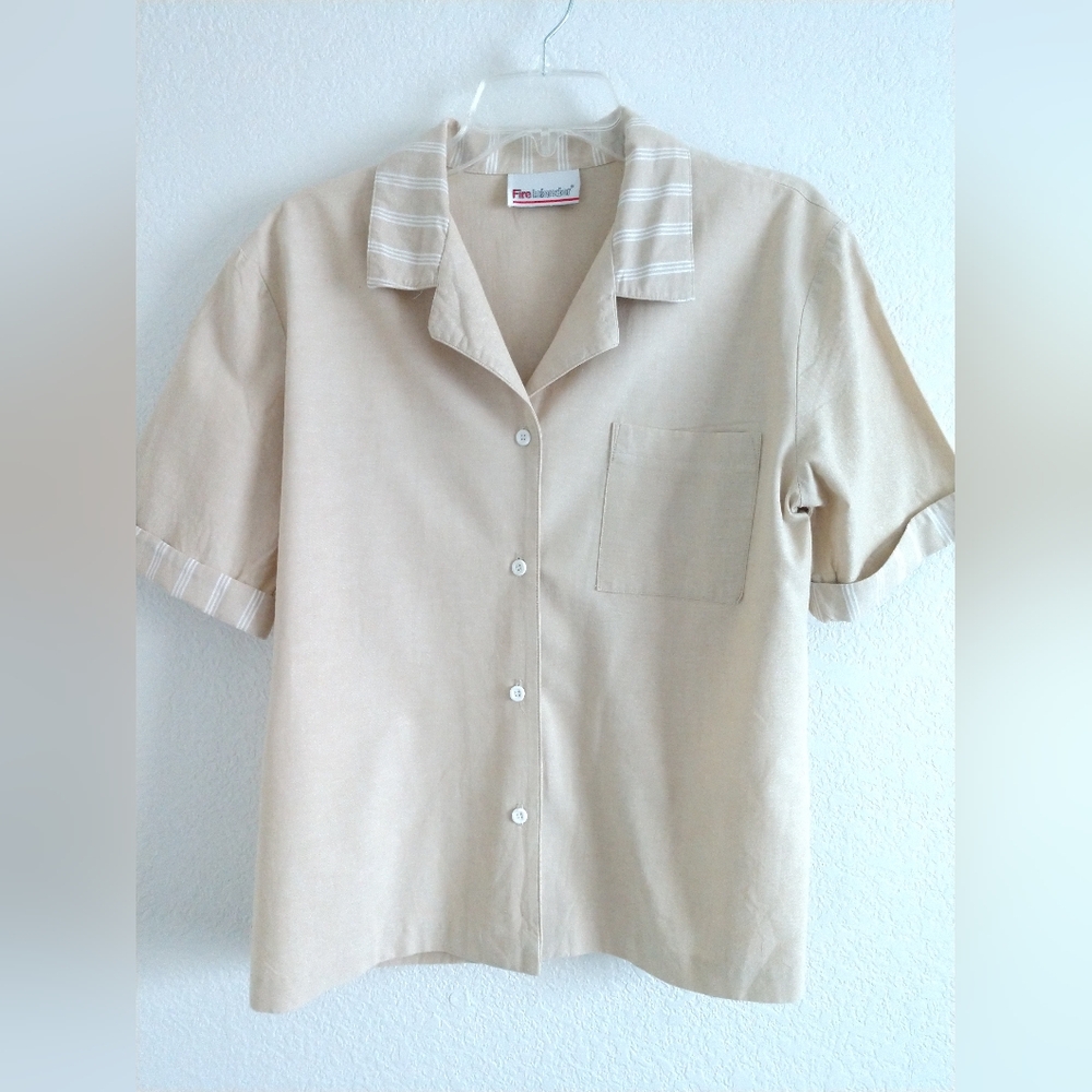 Cute Vintage Fire Islander Beige Camp Shirt Short Sleeve Size Large Chest 38"